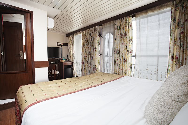 MV Mahabhaabu stateroom